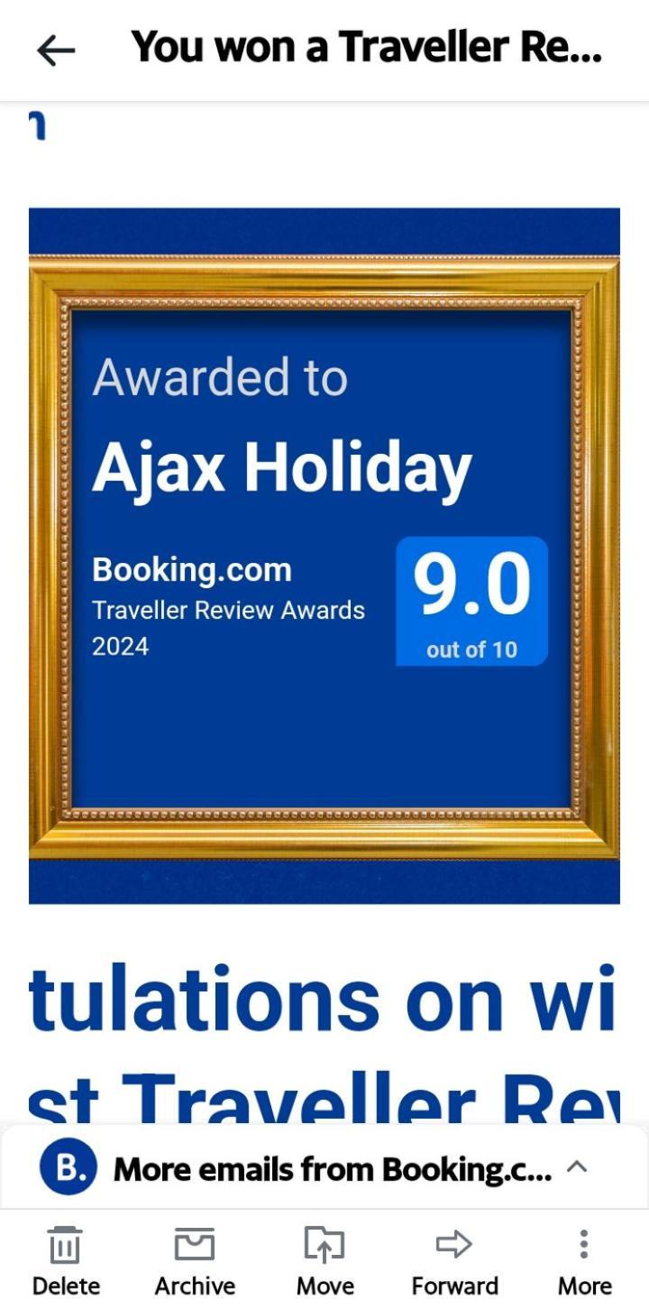 Апартаменты Ajax Holiday Экстерьер фото